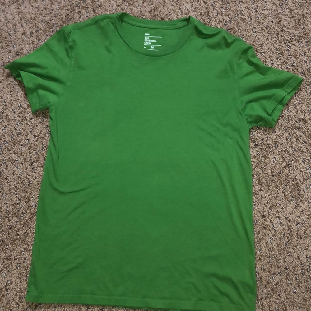 Green Gap shirt
